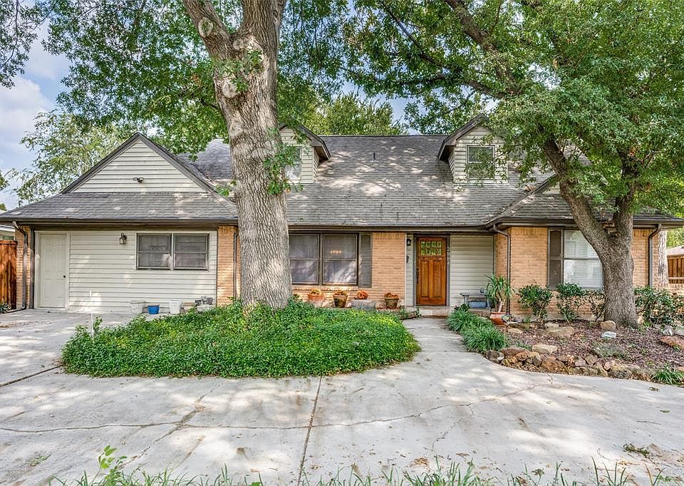1st image of 2884 Meadow Port Dr