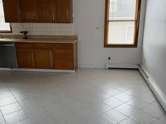 2nd image of 8 Leete St #2