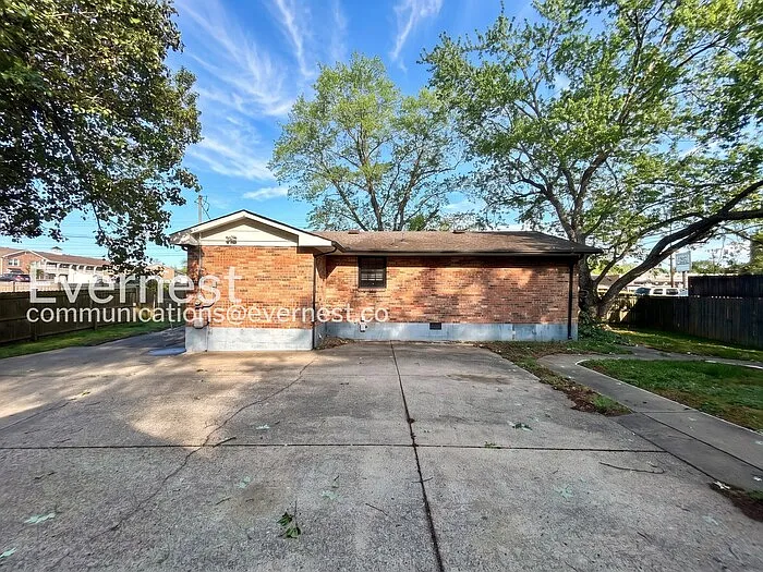 212 New Shackle Island Rd — Photo 15
