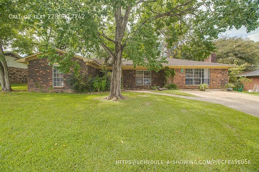 3 bed, 2000 sqft, $1,795 — Photo 2