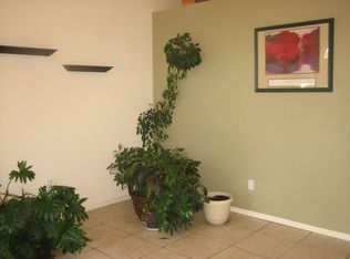 939 Pinecrest Dr, Pueblo, CO 81005