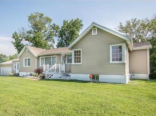 3461 Evergreen Ln, Saint Louis, MO 63125