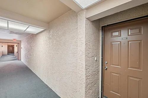 540 N May St Photo 1