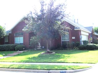 901 Falcon Trl, Murphy, TX 75094