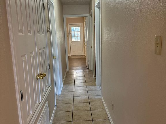 5th image of 6121 Summerhill Pl