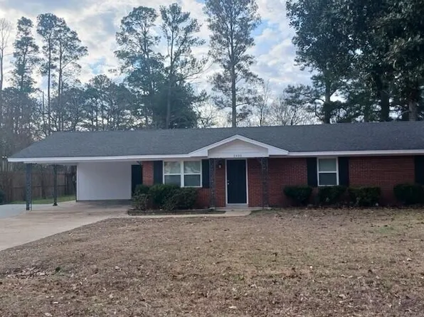 1933 S Eason Blvd, Tupelo, MS 38804