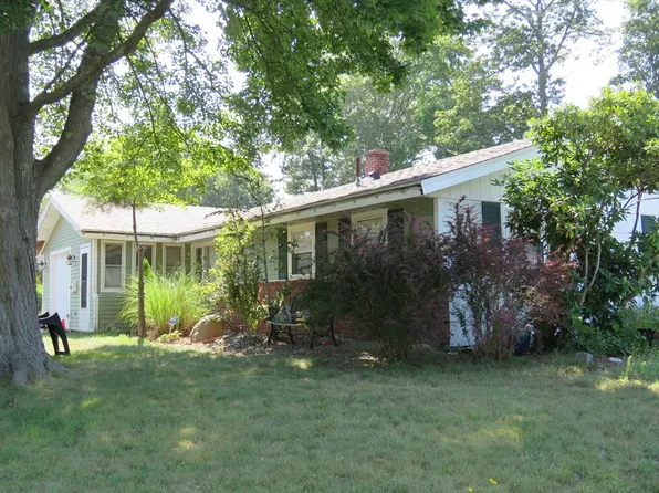 190 Kevin Rd, Brockton, MA 02302