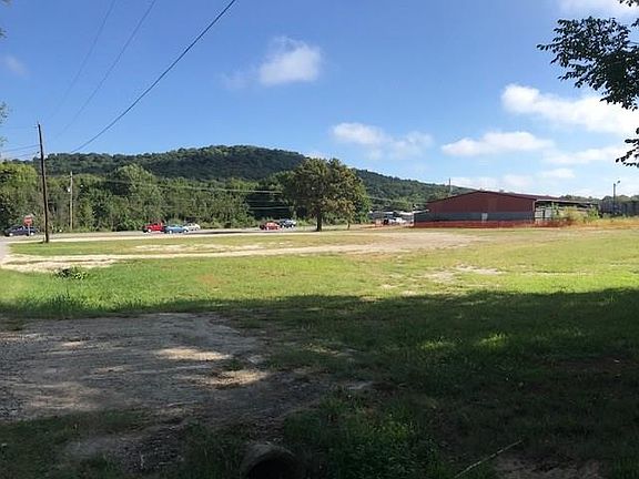 2nd image of 3675 W Martin Luther King Blvd