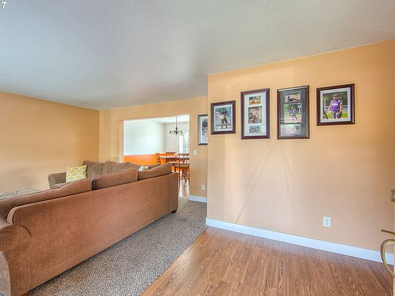 3rd image of 2020 Statesman Dr