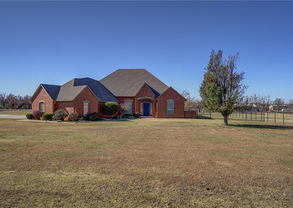 1st image of 4701 Katelyn Ln