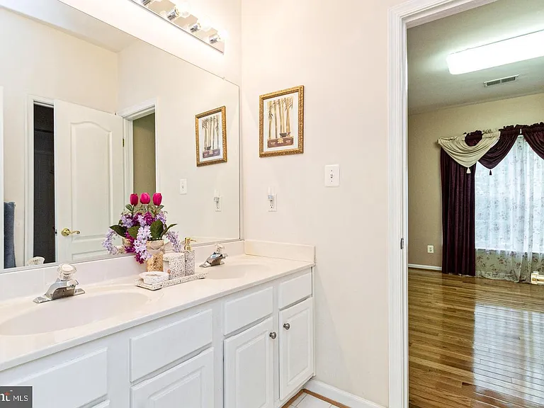 13312 Scotch Run Ct — Photo 12