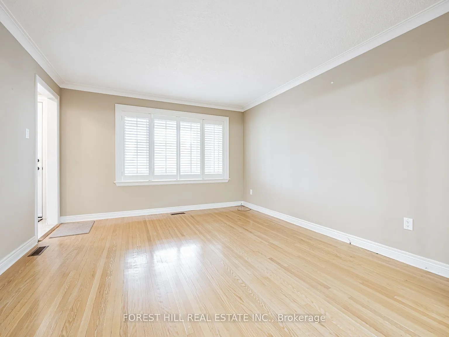 3 bed, $3,800 — Photo 4