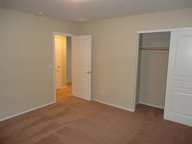 1728 E Elgin St — Photo 11