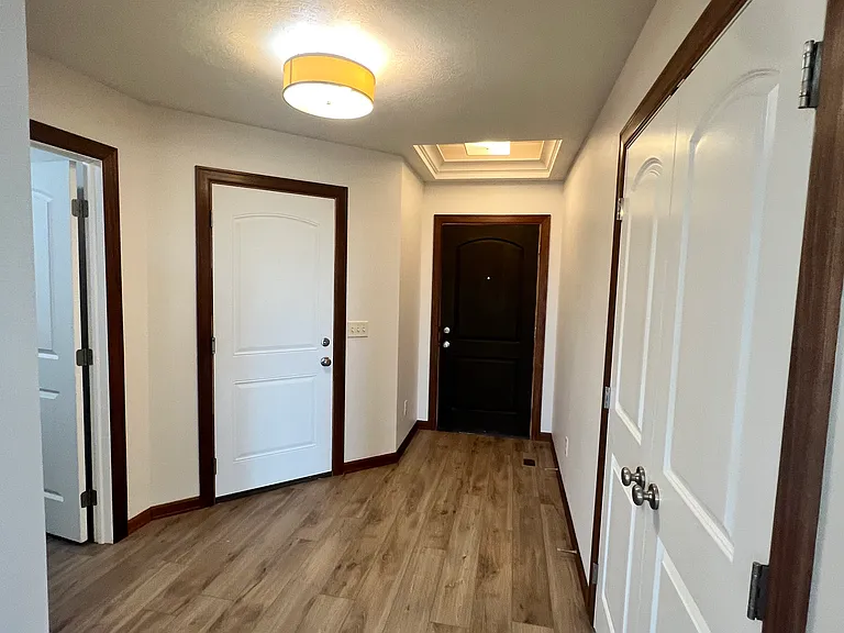 2513 W Sudbury St — Photo 17