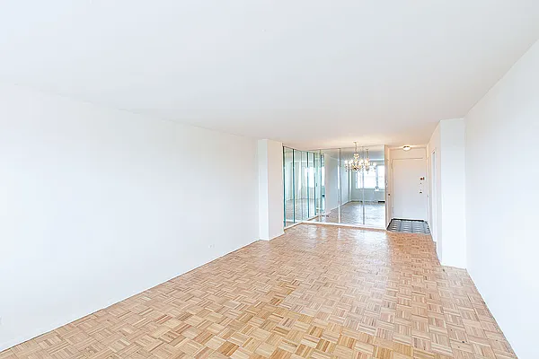 Sold by Better Homes & Gardens FH Realty | media 23