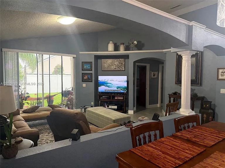 3127 Heritage Park Way — Photo 12