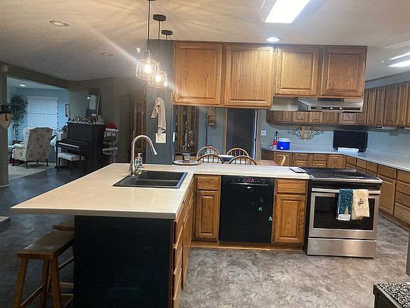 3rd image of 2417 County Road 62