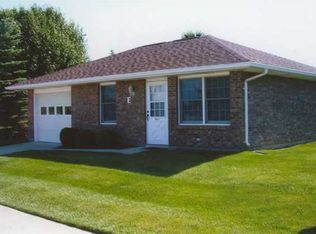 301 Buckingham Dr UNIT E, London, OH 43140