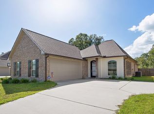 18203 River Landing Dr, Prairieville, LA 70769