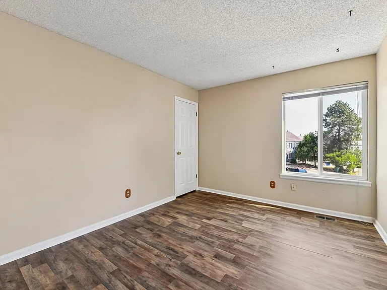 19724 E Loyola Cir — Photo 21