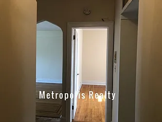 Rented by Metropolis International Realty Inc.