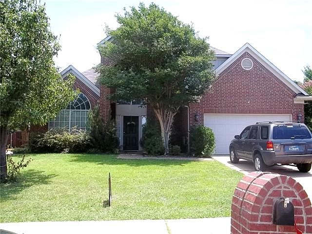 1st image of 2404 Harvard Dr