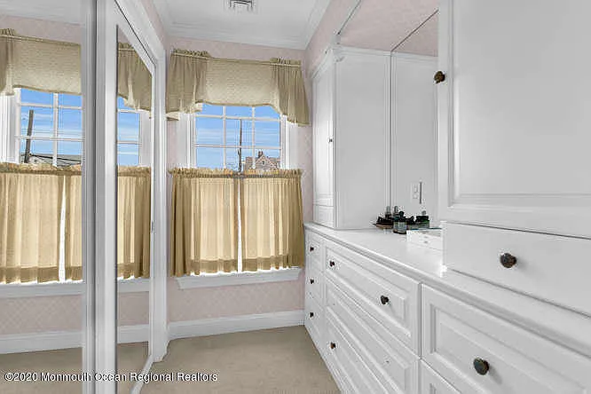 1081 Barnegat Ln — Photo 15