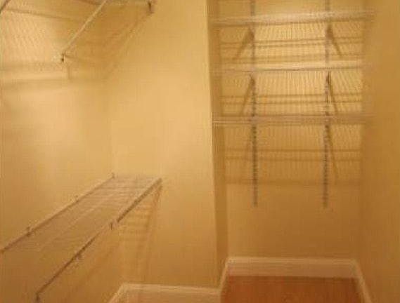 Walk in closet