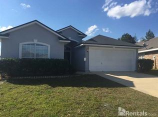 1860 Creekview Dr, Green Cove Springs, FL 32043