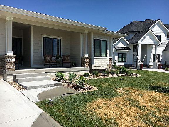 5th image of 1130 Cardinal Dr