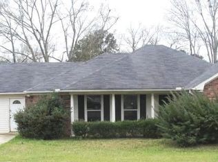 108 Cemetery Rd, Florence, MS 39073