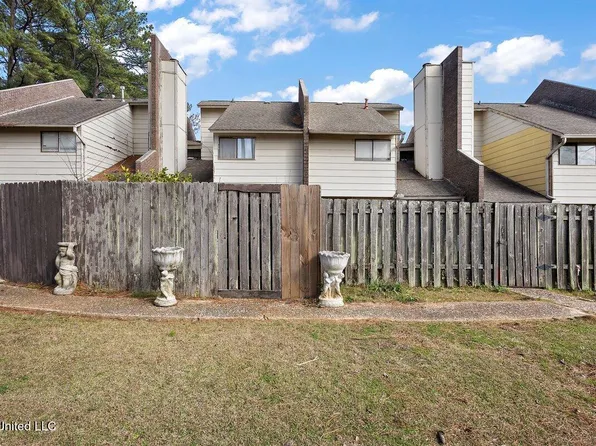 1255 E County Line Rd APT C4, Jackson, MS 39211