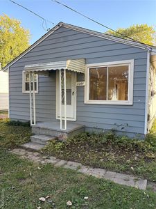 2264 E Schumacher St, Burton, MI, 48529