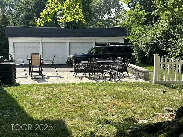 295 Lincoln Ave — Photo 14