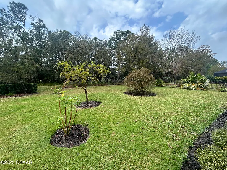 665 Elk River Dr — Photo 17