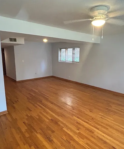 2550 W Winnemac Ave #G — Photo 2