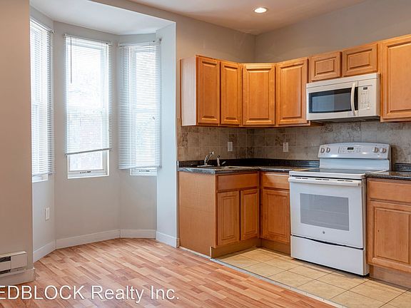 5th image of 253 S 51st St
