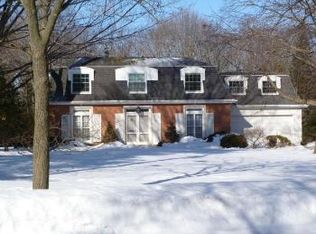 31 S Meadows Dr, Appleton, WI 54915