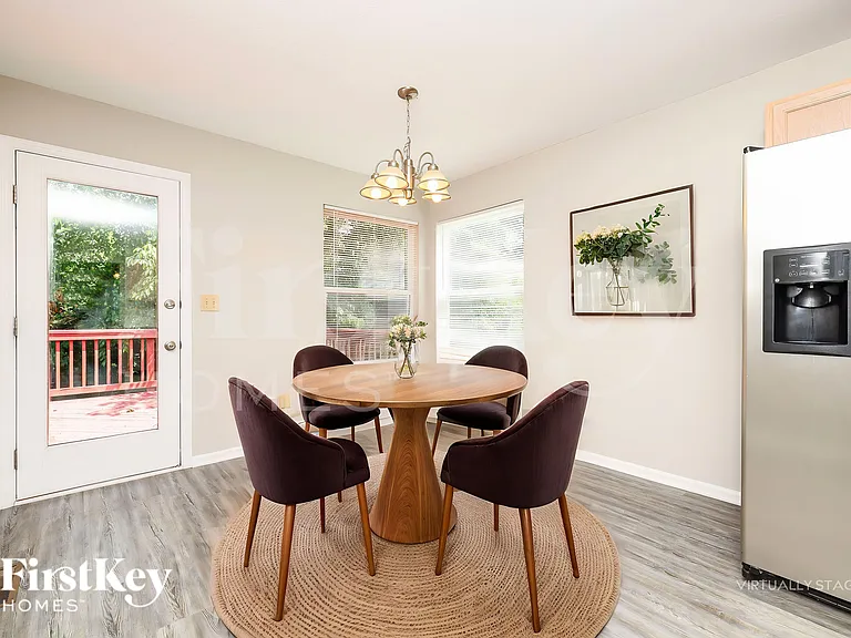 40 Sprucewood Ct — Photo 7