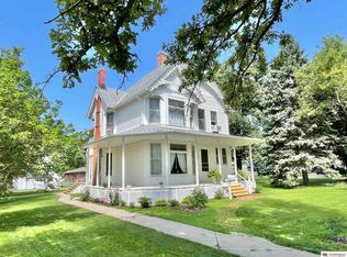 875 N 4th St, David City, NE 68632