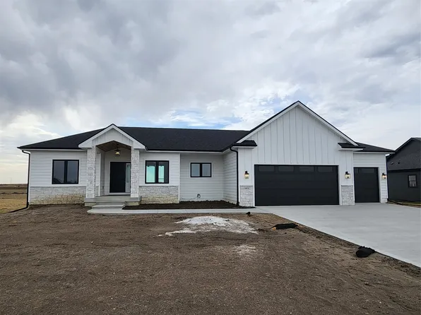 1113 Willow Dr, Huxley, IA 50124