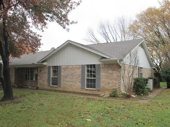 3rd image of 3332 Willowcrest Dr