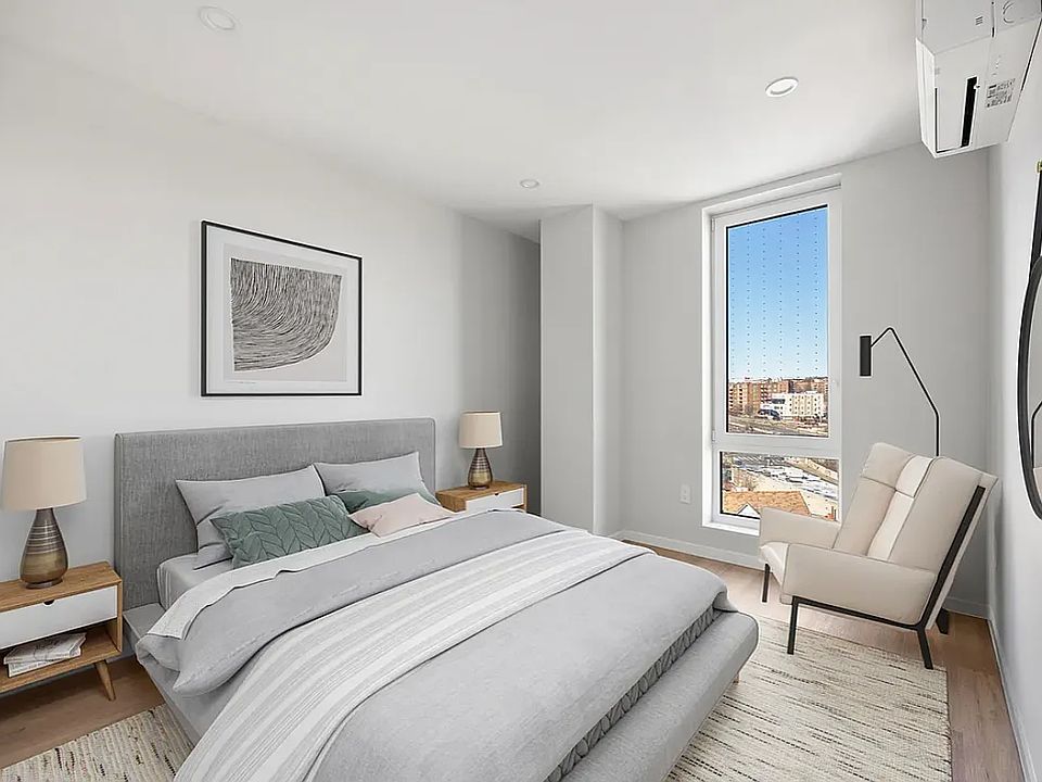 1st image of 13277 Metropolitan Ave #6E