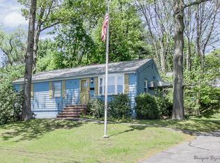19 Monterey Dr, Methuen, MA 01844