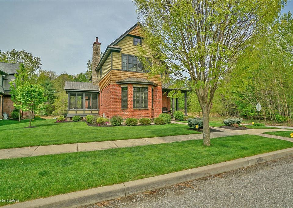 15 Oakridge Blvd, Saratoga Springs, NY 12866 Zillow