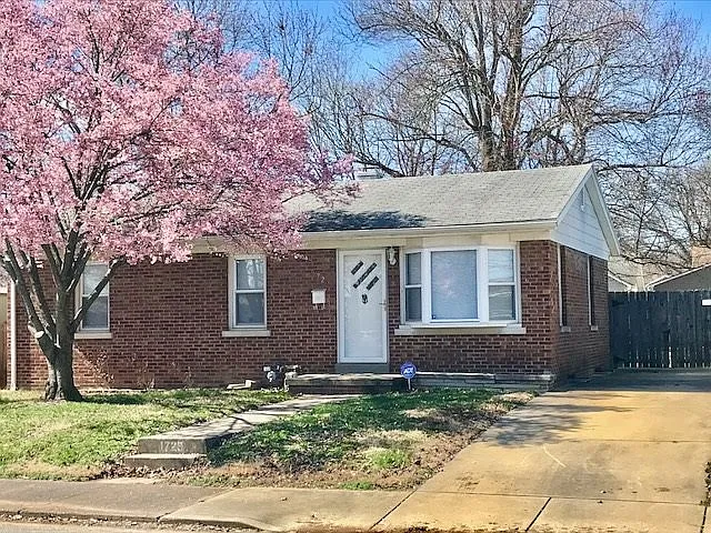 1729 S Grand Ave photo 1