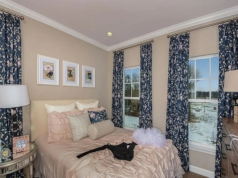 2216 Matts Way — Photo 15
