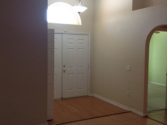 4th image of 6221 Gondola Dr