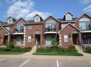 123 W Oakbrook Dr #22, Ann Arbor, MI 48103