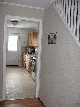 4th image of 12 Sands St